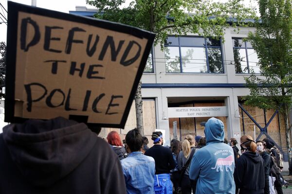 Trump Urges More ‘Toughness’, Pledges US Won’t Let Seattle Be ‘Occupied by Anarchists’ Trump Urges More ‘Toughness’, Pledges US Won’t Let Seattle Be ‘Occupied by Anarchists’ - Sputnik International