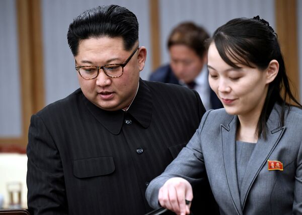 South Korea Urges North to Keep Up Joint Peace Efforts Following Communication Cut-Off South Korea Urges North to Keep Up Joint Peace Efforts Following Communication Cut-Off - Sputnik International