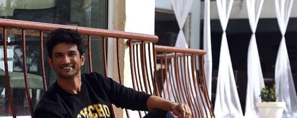 (FILES) In this file photo, taken on 7 January 2019, Bollywood actor Sushant Singh Rajput poses for a picture during the promotion of the Hindi film Sonchiraiya, in Mumbai (FILES) In this file photo, taken on 7 January 2019, Bollywood actor Sushant Singh Rajput poses for a picture during the promotion of the Hindi film Sonchiraiya, in Mumbai - Sputnik International