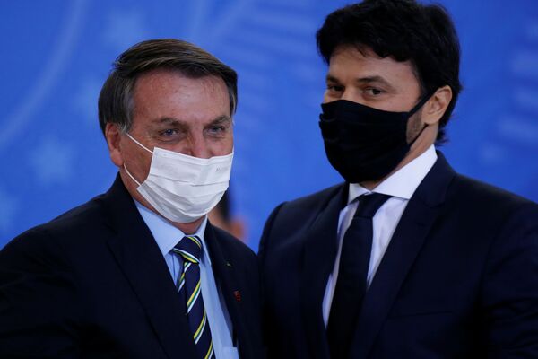 Brazilian President Jair Bolsonaro Tests Positive for COVID-19 - Sputnik International