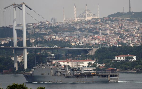 Another US Warship Reportedly Enters Black Sea “to Reinforce Regional Security” - Sputnik International