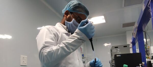 Researchers at Patanjali Pharmacy in Haridwar city, Uttarakhand State Researchers at Patanjali Pharmacy in Haridwar city, Uttarakhand State - Sputnik International