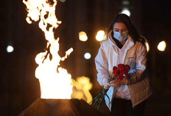 Candlelight Vigils Held Throughout Russia Honouring Fallen Heroes of Great Patriotic War - Sputnik International
