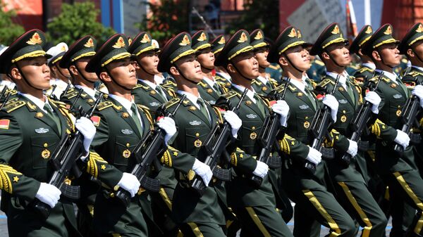 Chinese People's Liberation Army marches through Red Square during a military parade to mark the 75th anniversary of Victory in the Great Patriotic War of 1941-1945 - Sputnik International