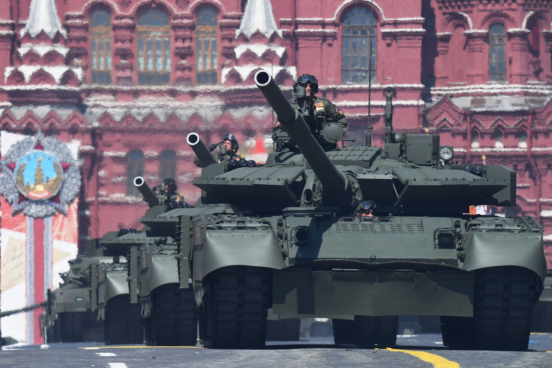 Russian T-72B3 Tank During the V-Day Parade, Commemorating the 75th Anniversary of the Victory in the WWII in Moscow. 24 June 2020 - Sputnik International, 1920, 23.02.2022