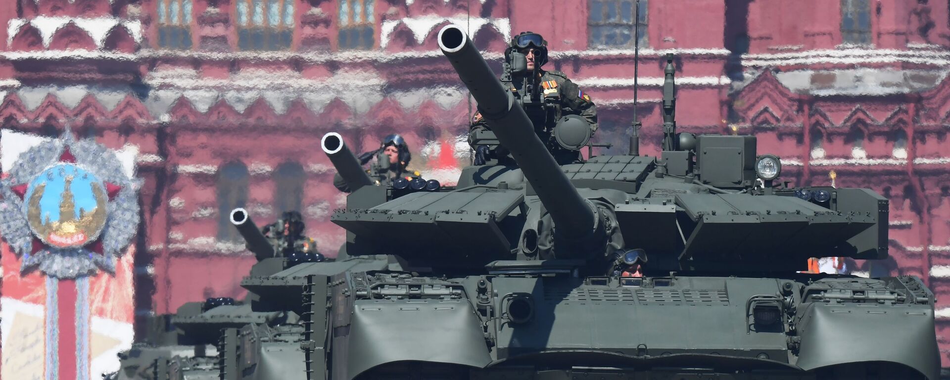 Russian T-72B3 Tank During the V-Day Parade, Commemorating the 75th Anniversary of the Victory in the WWII in Moscow. 24 June 2020 - Sputnik International, 1920, 27.03.2022