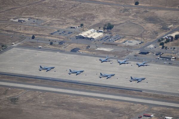 Photos Snapped of US Spy Plane Base Suggest Reconfiguration for New RQ-180 Drone Photos Snapped of US Spy Plane Base Suggest Reconfiguration for New RQ-180 Drone - Sputnik International