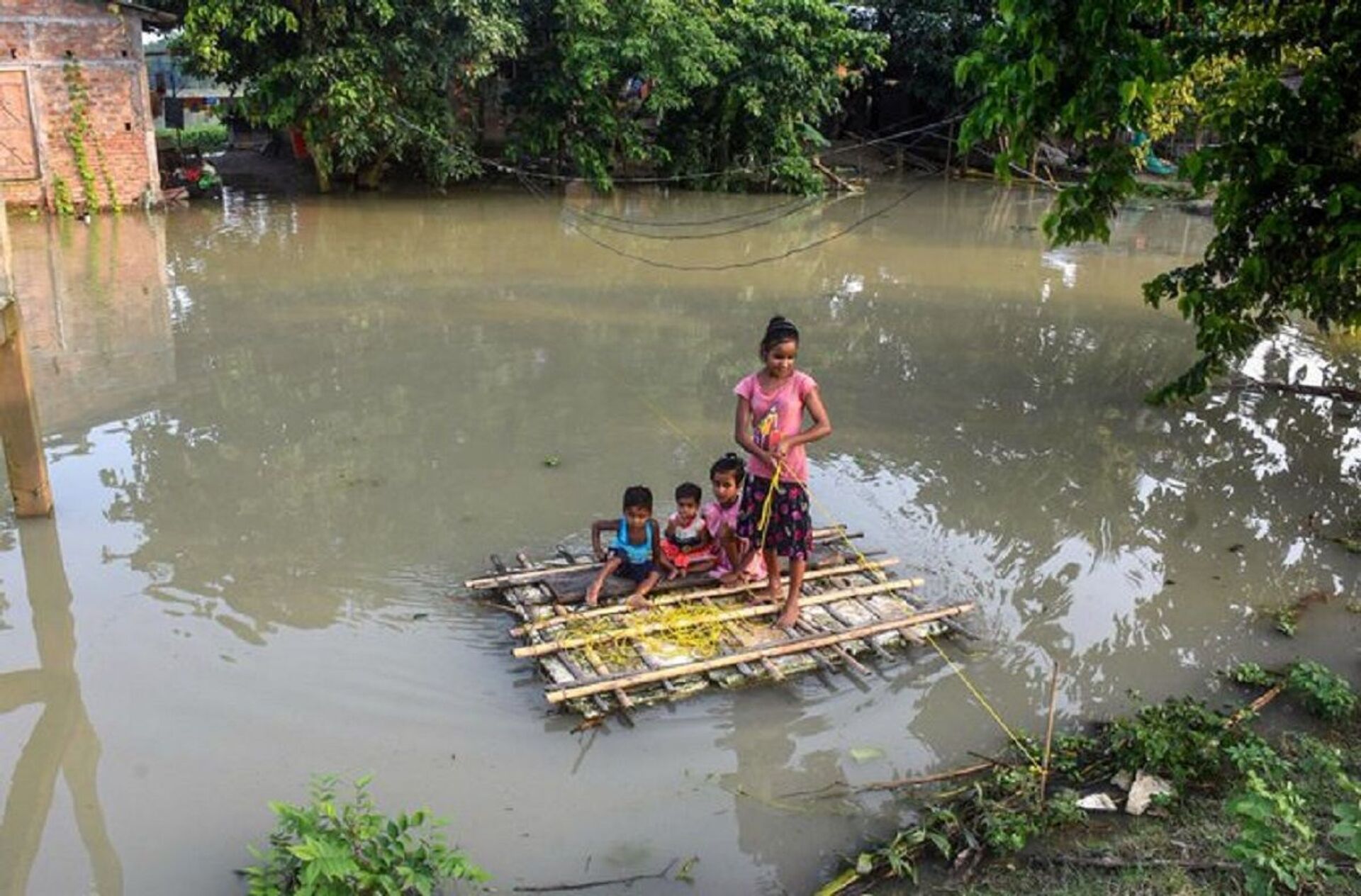 Over 9 Lakh affected in 23 districts as flood situation worsens - Sputnik International, 1920, 07.09.2021