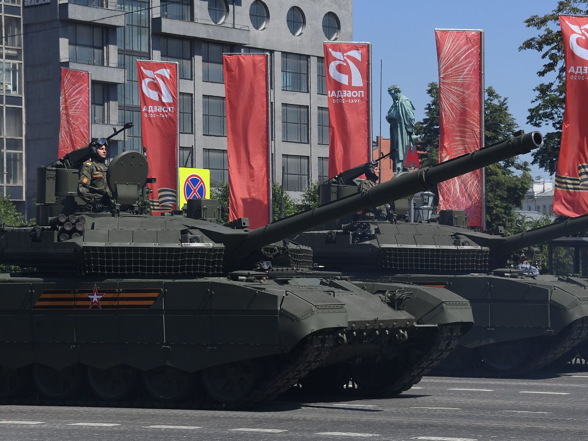 Russian T-90M tanks best in world, outperform Leopard, Challenger, Abrams':  Dmitry Medvedev – Firstpost