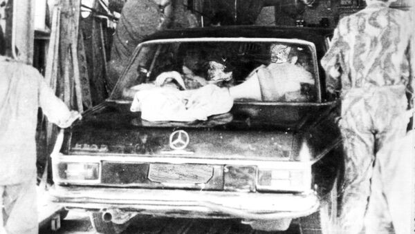 A Mercedes car used to fool Uganda soldiers in Israeli raid on Entebbe parked aboard Israeli transport plane upon return from the 4 July, 1976 operation. File photo  - Sputnik International