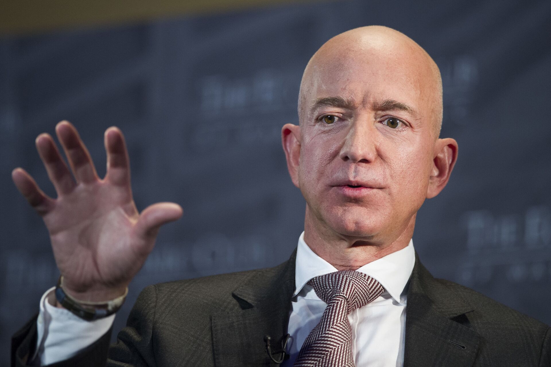 IRS Investigating Data Leak Showing Musk, Bezos Among Other Richest Americans Evading Taxes - Sputnik International, 1920, 08.06.2021