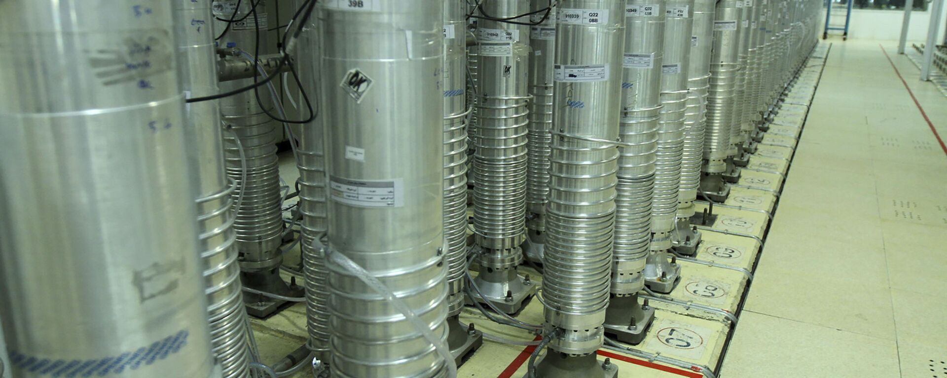 Centrifuge machines in Natanz uranium enrichment facility - Sputnik International, 1920, 22.04.2021