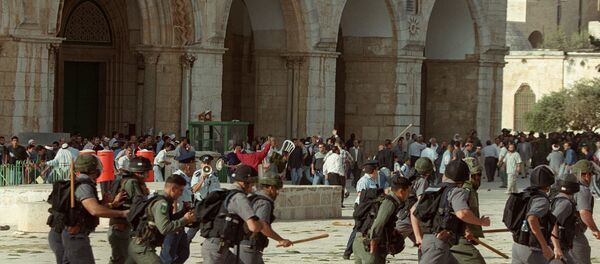 Israeli troops run as clashes erupt outside the Al-Aqsa mosque compound in Jerusalem's Old City 28 September 2000, following a visit to the holy site by Israeli right-wing opposition leader Ariel Sharon. The visit of Israel's current prime minister to Islam's third holiest shrine sparked the outbreak of the second intifada. Exhausted by a conflict both know they are incapable of winning, Israelis and the Palestinians are marking the fifth anniversary of this intifada 28 September 2005. Israeli troops run as clashes erupt outside the Al-Aqsa mosque compound in Jerusalem's Old City 28 September 2000, following a visit to the holy site by Israeli right-wing opposition leader Ariel Sharon. The visit of Israel's current prime minister to Islam's third holiest shrine sparked the outbreak of the second intifada. Exhausted by a conflict both know they are incapable of winning, Israelis and the Palestinians are marking the fifth anniversary of this intifada 28 September 2005. - Sputnik International