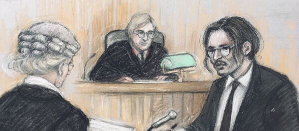 Johnny Depp answering questions from Sasha Wass QC at the High Court in London Johnny Depp answering questions from Sasha Wass QC at the High Court in London - Sputnik International