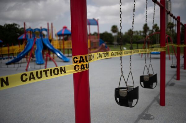 Drone Video Reportedly Zooms in on Packed Missouri Independence Day Party Linked to COVID-19 Cluster - Sputnik International
