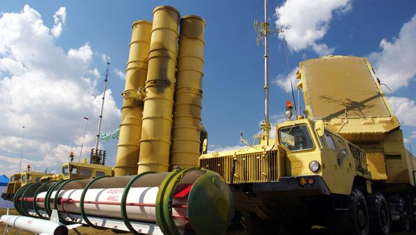 Iran expects Russia to meet its contractual obligations to deliver the S-300 air defense systems, canceled by Moscow after international sanctions were imposed on the country, Iranian Ambassador to Russia Mehdi Sanaei told RIA Novosti in an interview Tuesday. - Sputnik International