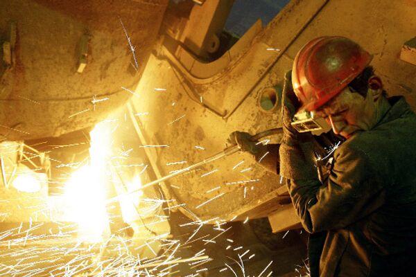 The steel producer's gross debt amounts to $1.6 billion, while net debt currently stands at $865 million - Sputnik International