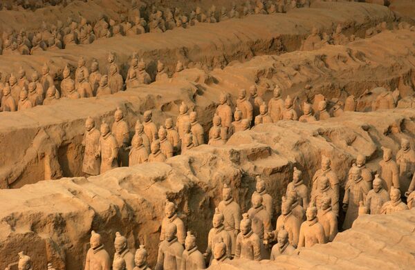 Qin Terra Cotta Warriors museum in Xian, China.  - Sputnik International