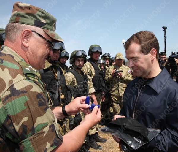 Dmitry Medvedev in Daghestan  - Sputnik International