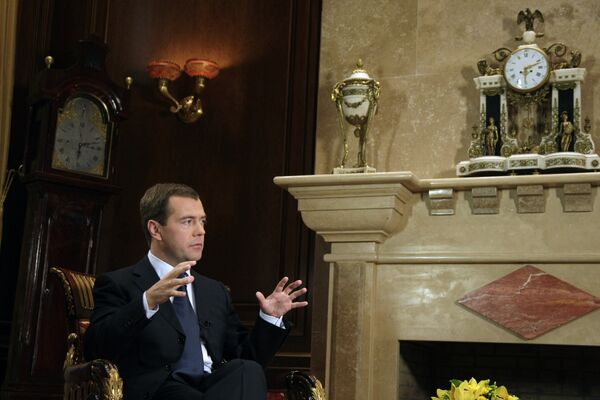 Russian President Dmitry Medvedev interviewed by Chinese Central Television [CCTV] - Sputnik International