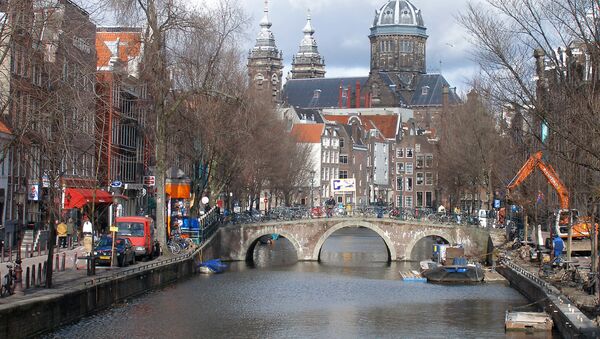 A canal in Amsterdam - Sputnik International