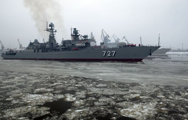 Russian navy takes delivery of new frigate - Sputnik International