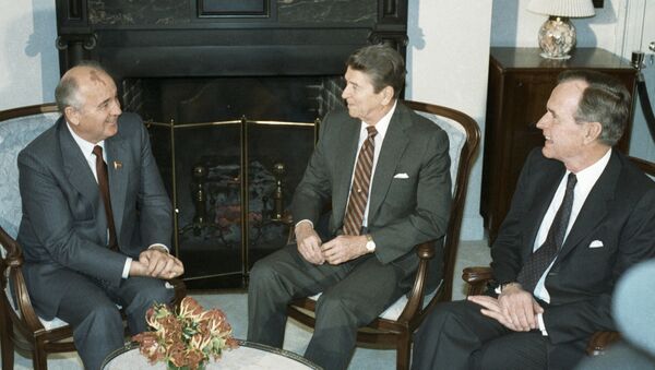Mikhail Gorbachev in U.S. - Sputnik International