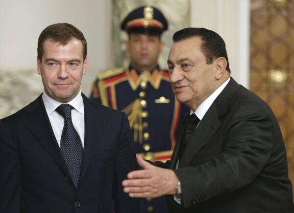 Dmitry Medvedev and Hosni Mubarak at a joint news conference on the results of bilateral talks - Sputnik International