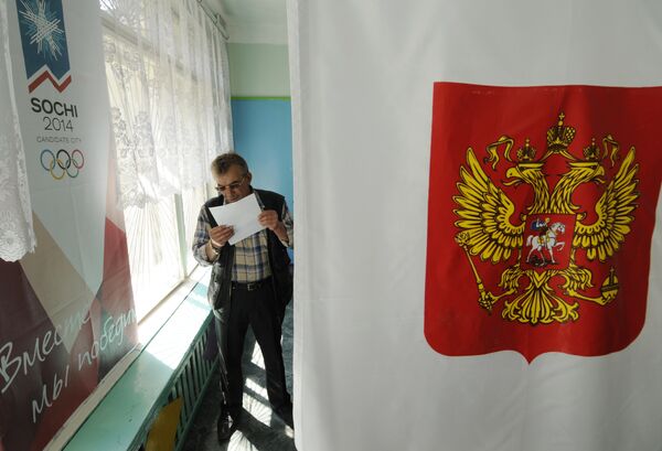 Survey says Russians back changes to election legislation - Sputnik International
