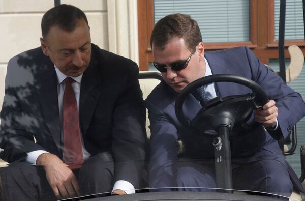 Presidents Dmitry Medvedev of Russia and Ilkham Aliyev of Azerbaijan - Sputnik International