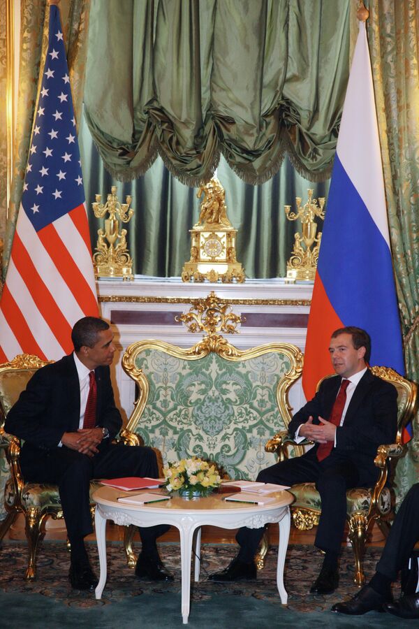Medvedev, Obama discuss N.Korea and Iran at Moscow summit - Sputnik International