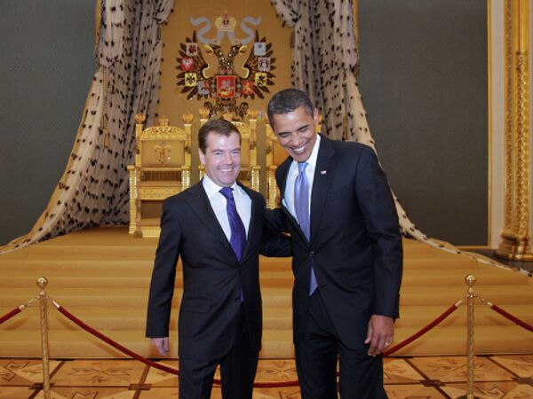 President Dmitry Medvedev and U.S. President Barack Obama - Sputnik International