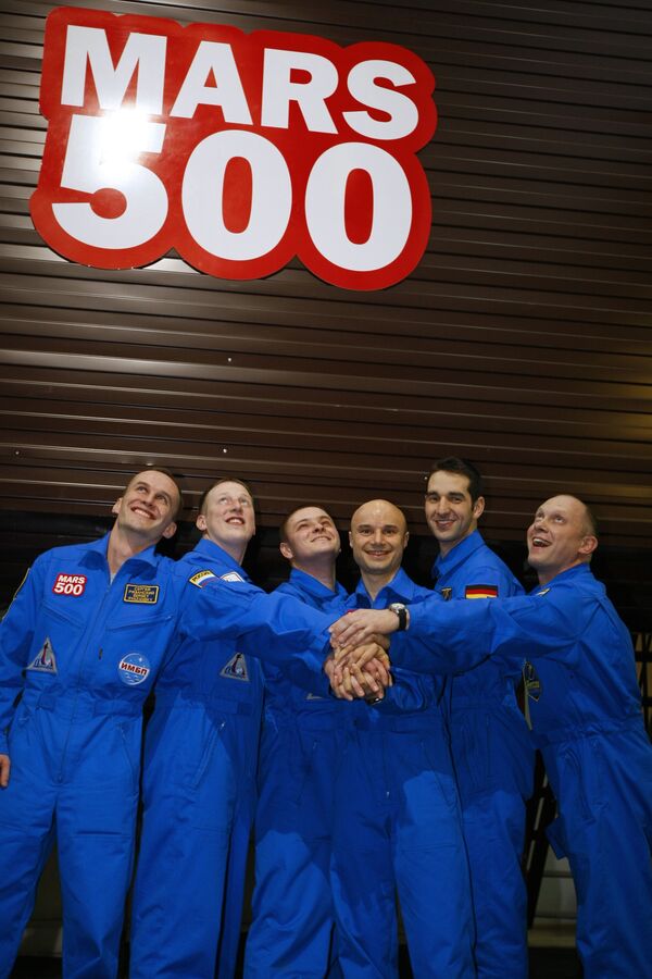 Mars-500 crew - Sputnik International