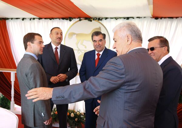 Russian, Azeri, Tajik, Moldovan presidents, Russian First Deputy PM meet - Sputnik International
