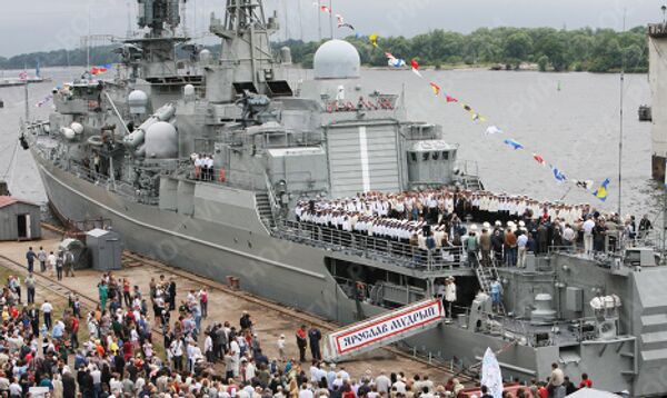 Yaroslav Mudry frigate handed over to the Russian Navy - Sputnik International