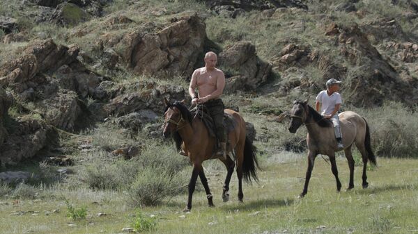 Russian PM Vladimir Putin on vacation in Tyva Republic   - Sputnik International
