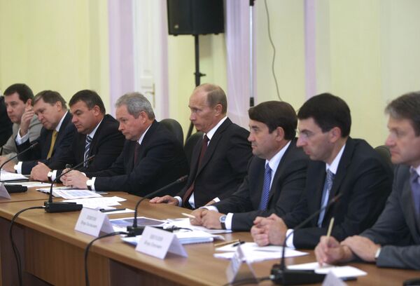Prime Minister Vladimir Putin during Russian-Abkhazian intergovernmental talks in Sukhumi - Sputnik International