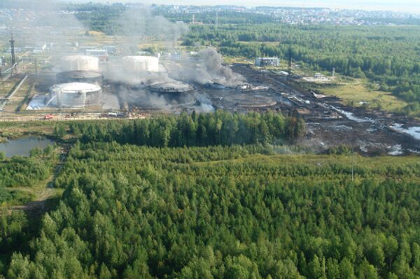 Fire at West Siberian oil depository - Sputnik International