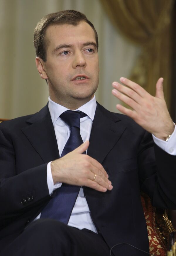 Президент РФ Д.Медведев дал интервью центральному телеканалу Китая - Sputnik International