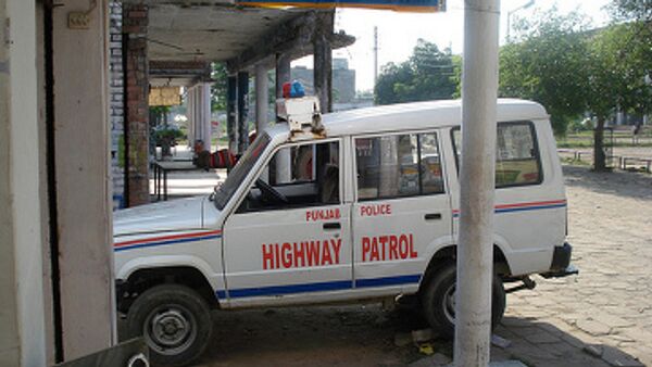 He confirmed the number of killed and injured, adding that the 27 injured students, of which 26 are girls, had been hospitalized - Sputnik International