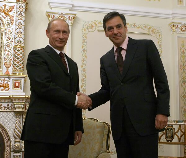 Prime Minister Vladimir Putin and his French counterpart Francois Fillon - Sputnik International