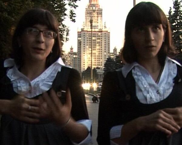 Separated Siamese twins return to Russia  - Sputnik International