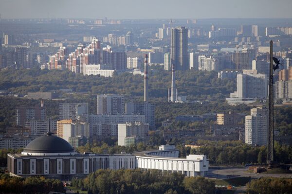 Bird's eye view of Russian capital from Moscow University tower - Sputnik International