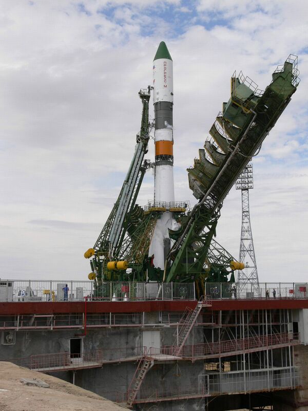 Soyuz-U launch vehicle with Progress M-67 spacecraft - Sputnik International