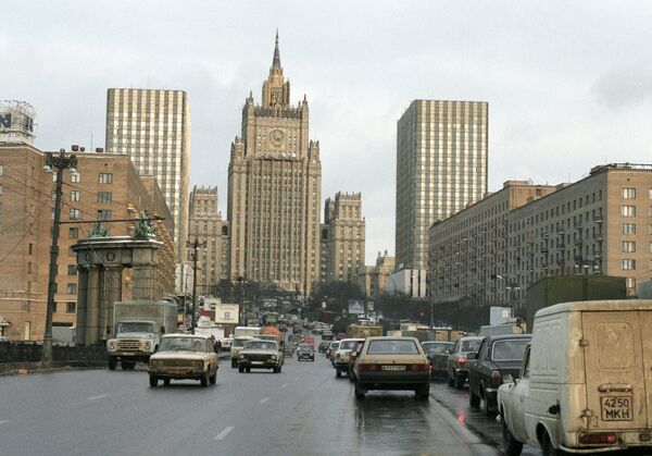 View of the Smolenskaya Square and the Russian Foreign Ministry - Sputnik International