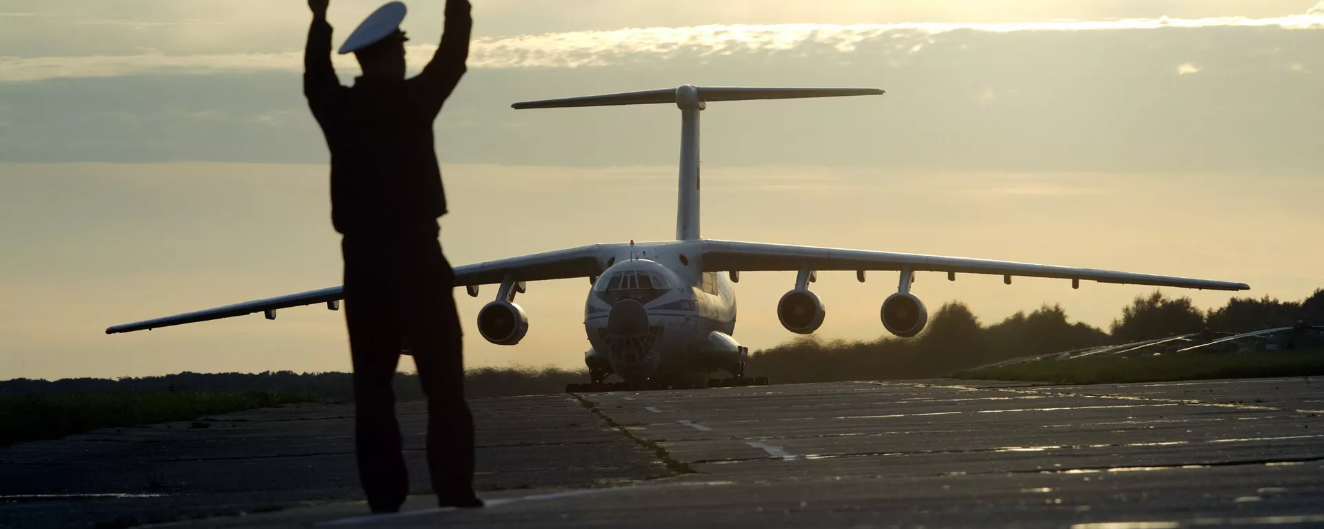 The Il-76 - workhorse strategic airlifter of the Russian Aerospace Defense Forces - Sputnik International, 1920, 05.05.2023