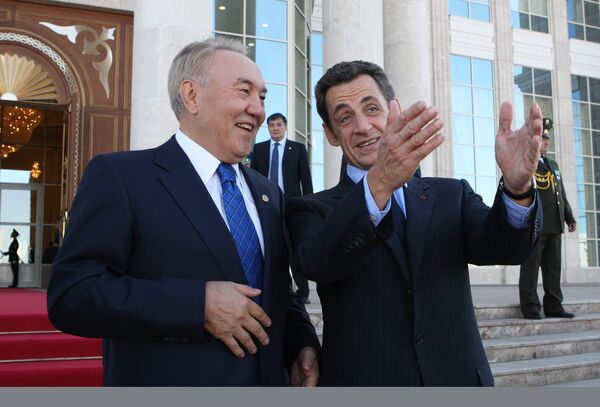 Sarkozy in Kazakhstan for military, energy, democracy talks - Sputnik International