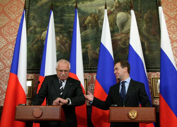News conference by President Dmitry Medvedev and his Czech counterpart Vaclav Klaus - Sputnik International