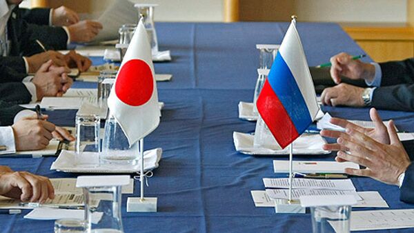 Russia, Japan not to link peace treaty signing to other issues  - Sputnik International