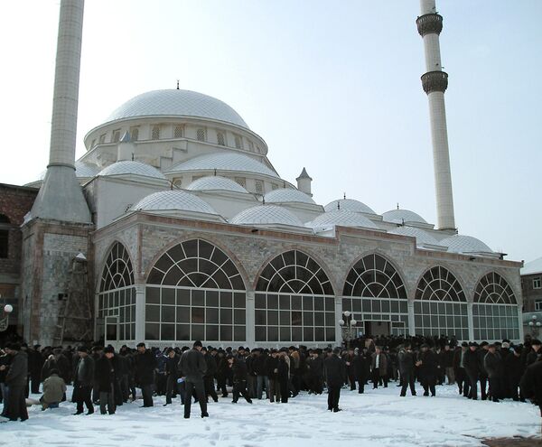  Imam of village mosque killed in Dagestan  - Sputnik International